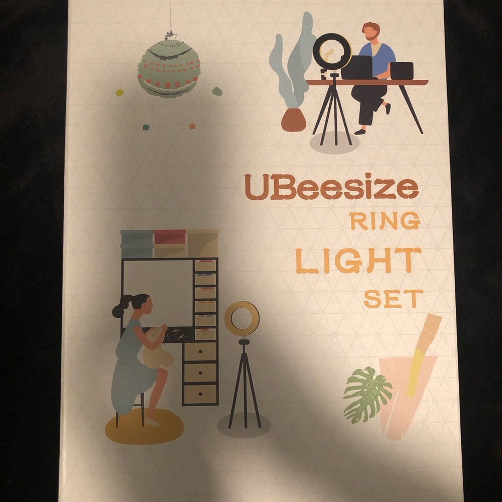 Brand-New unused ring light I purchased 2 & only needed one . Still in plastic